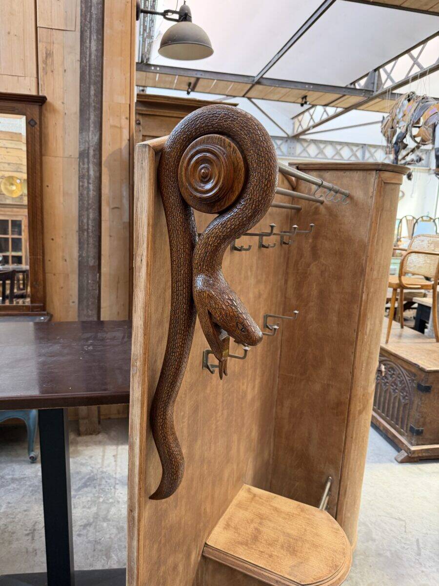 Art Deco entrance hall wardrobe