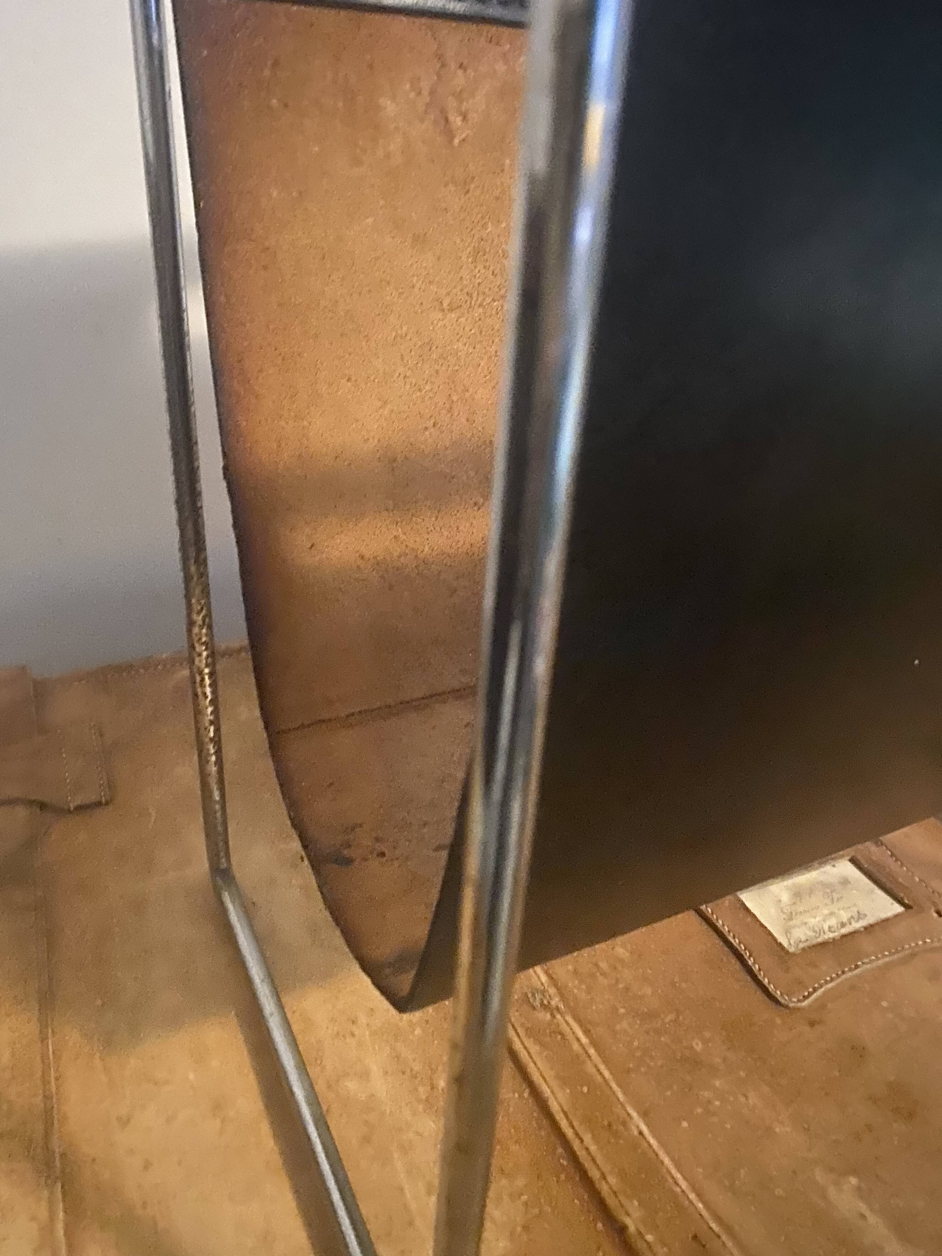 Leather magazine rack