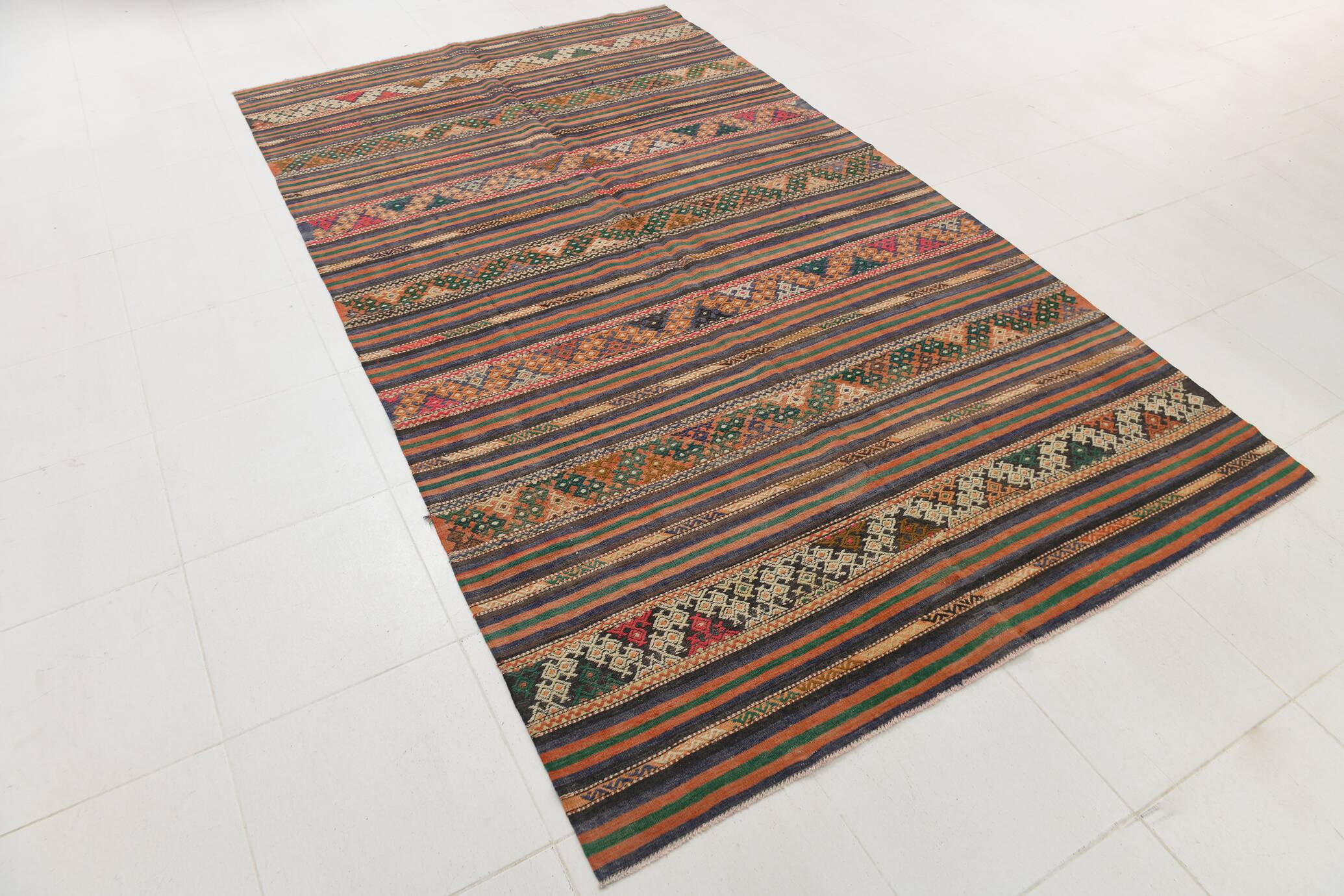 5x10 Vintage Kilim Rug, 170x293Cm