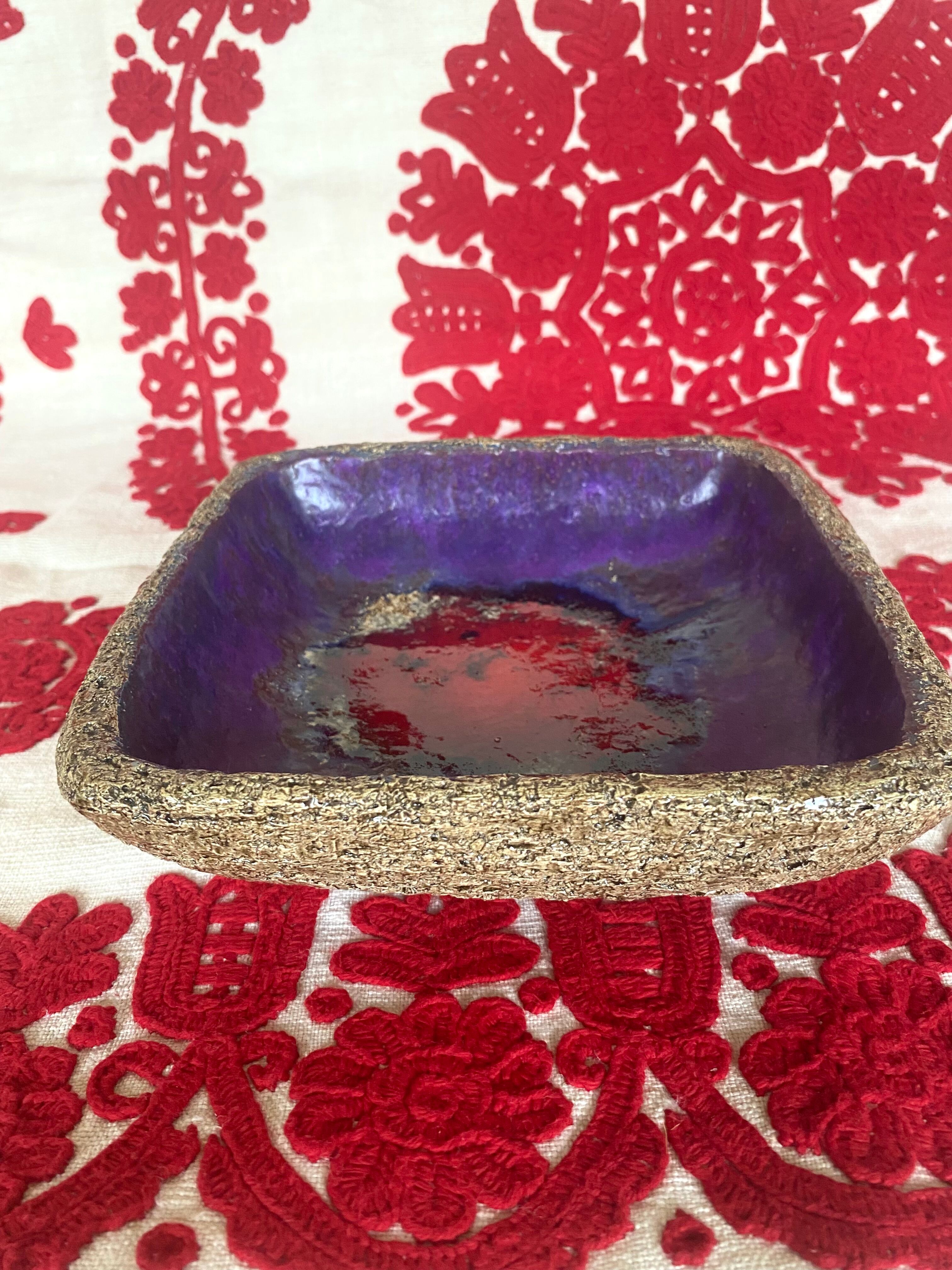 Glazed enamelled stone dish