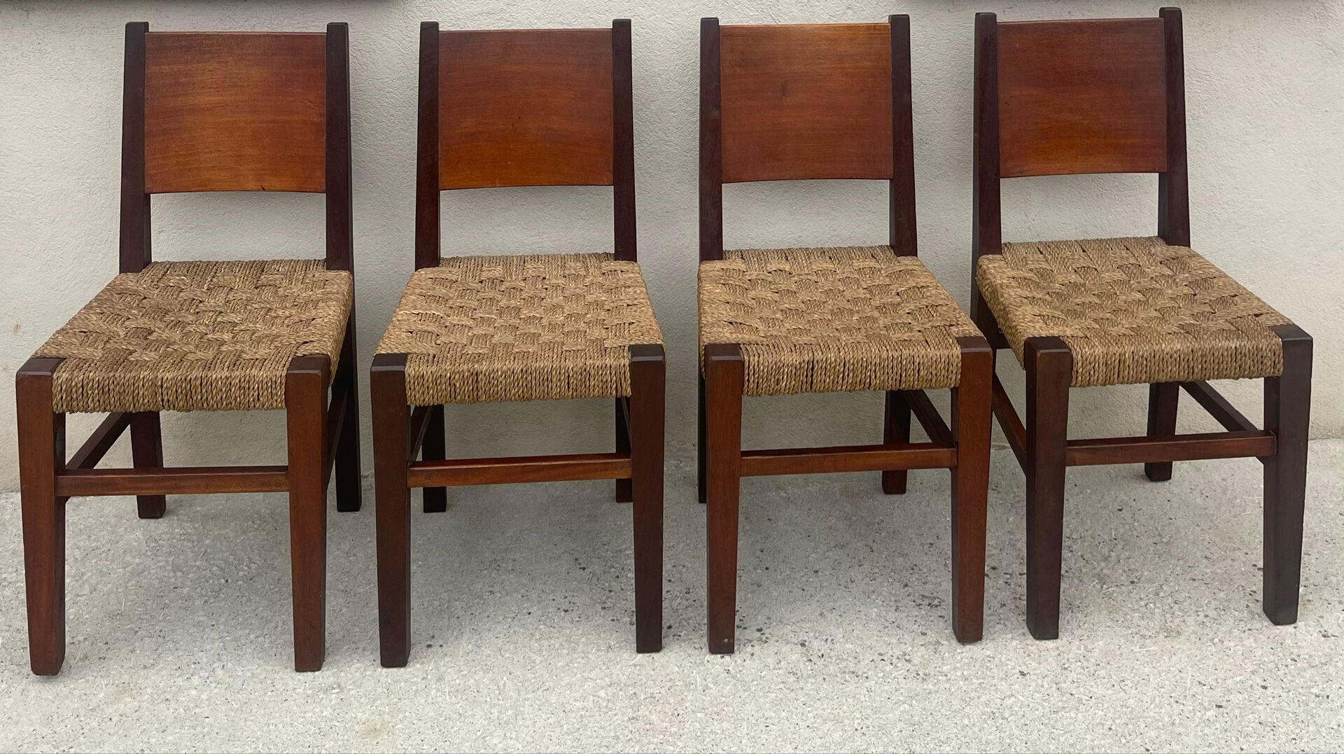 4 modernist chairs from the 1950s.