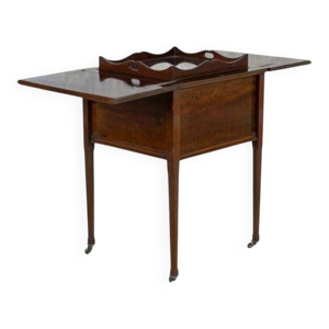 Table d'appoint en acajou