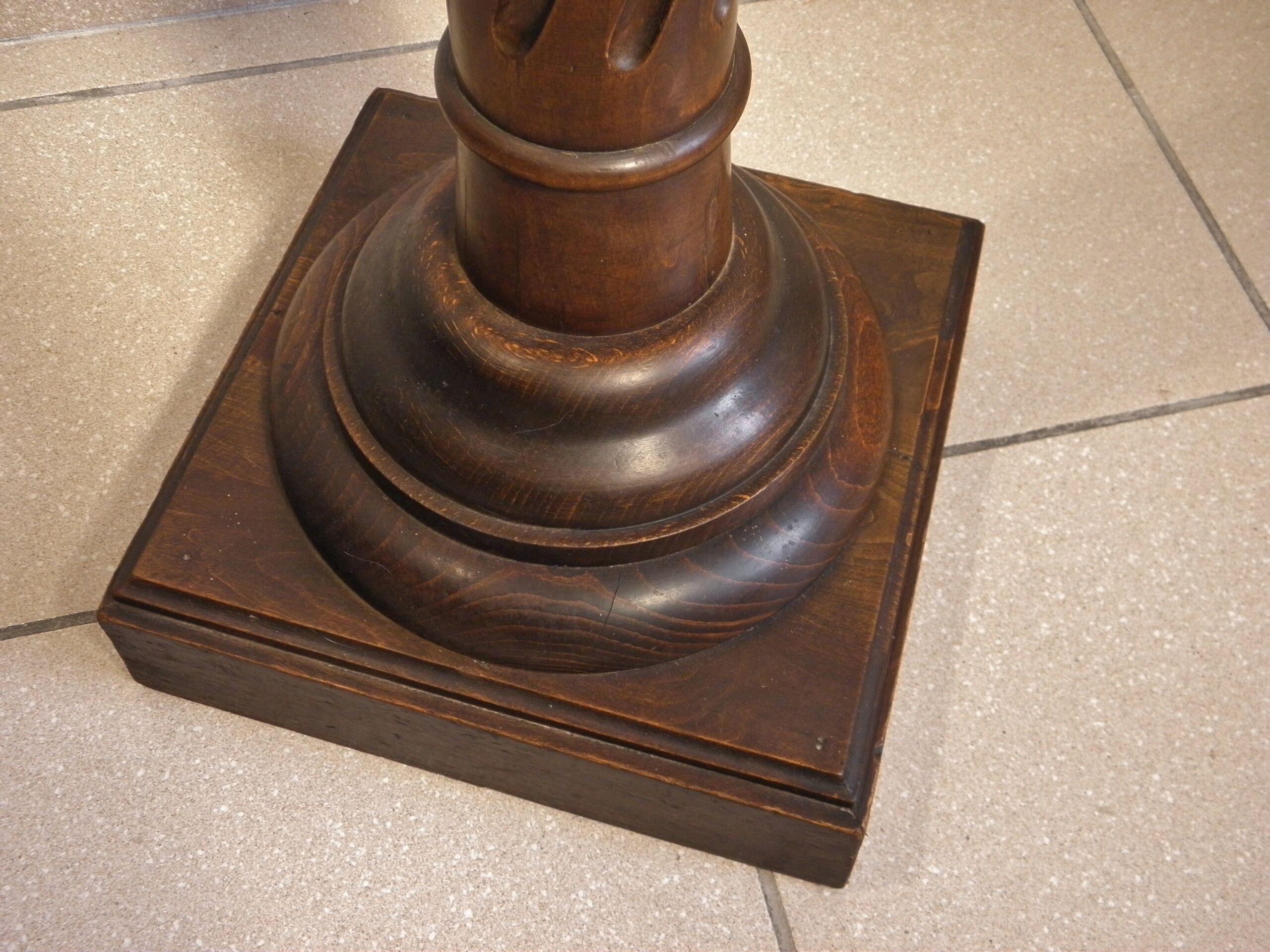 Wooden column harness 109 cm