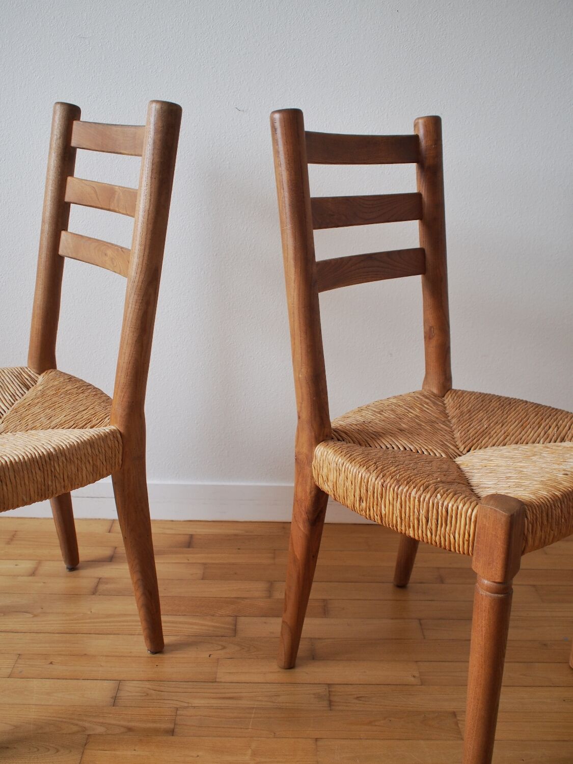 Pair of straw wood chairs