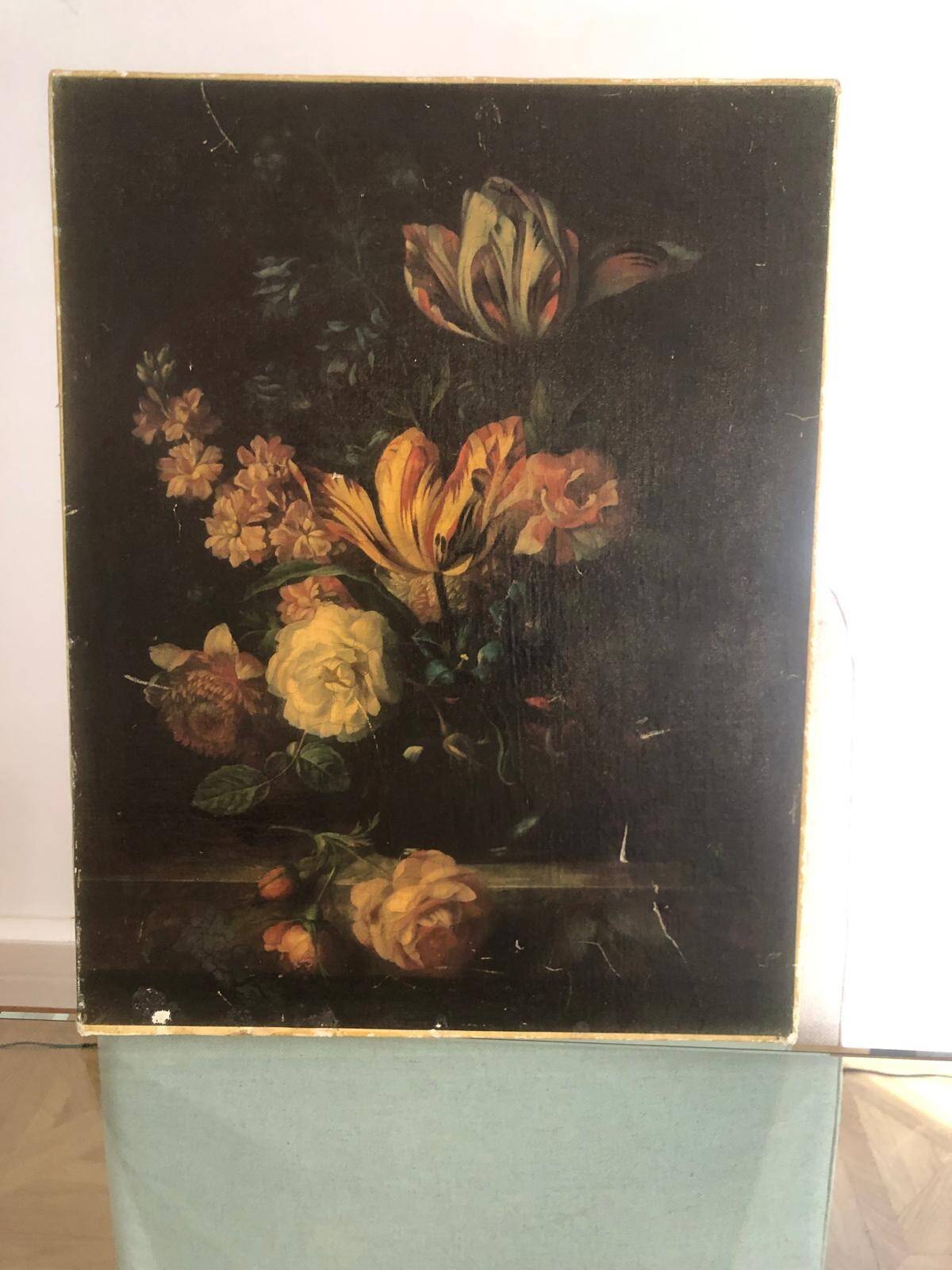 Floral still life – Oil on old canvas