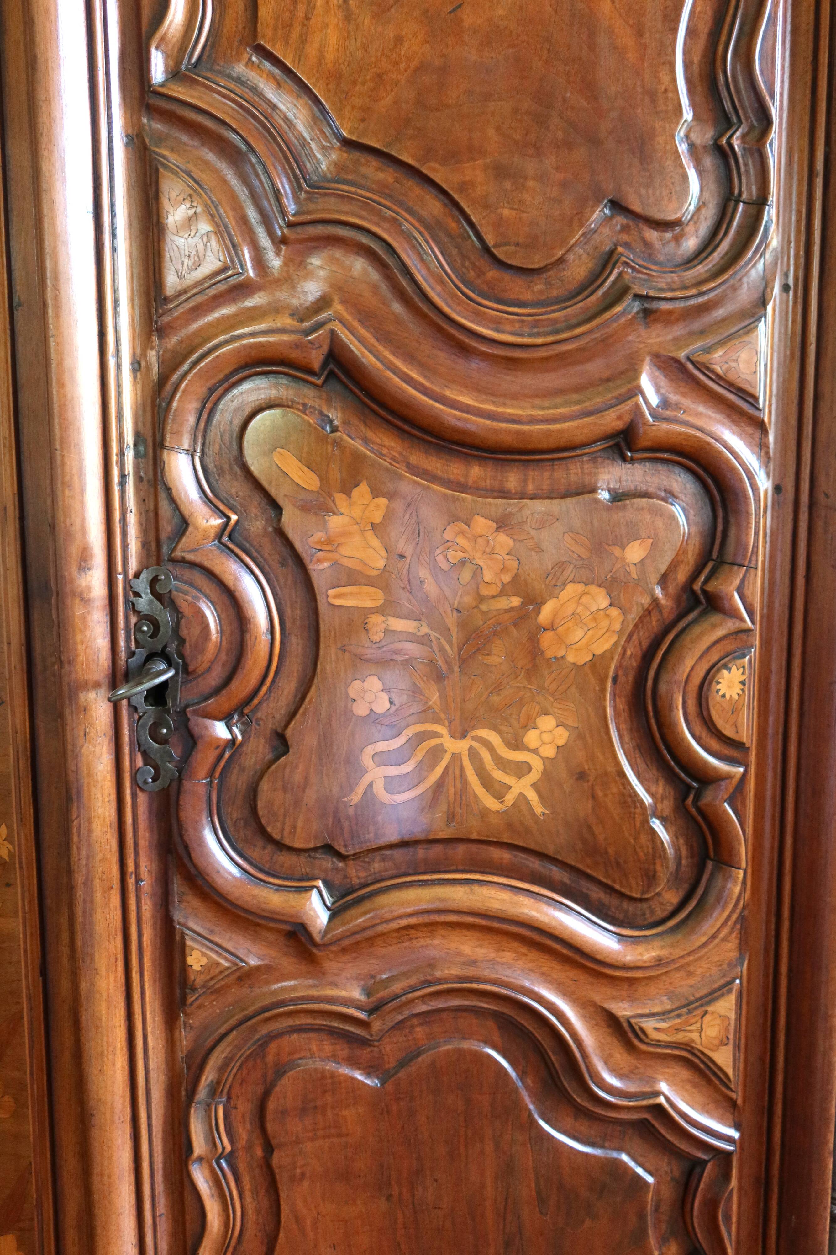 18th century curved Louis XV wardrobe