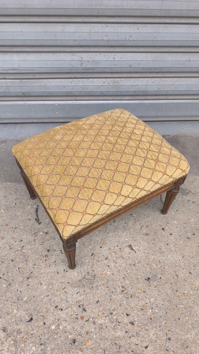 Louis XVI period wooden and velvet ottoman