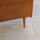 Oak chest of drawers