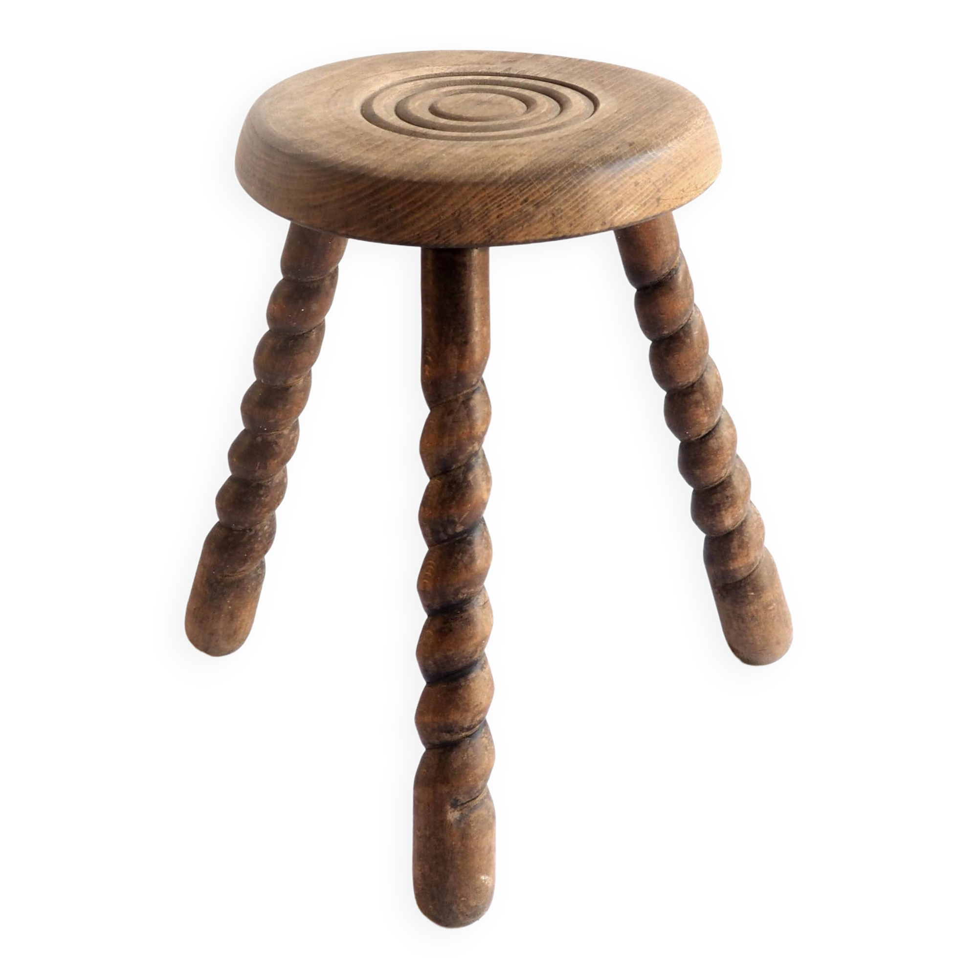Spiral leg tripod stool