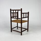 Fauteuil en hêtre teinté et paille de style Jacobéen, 1900s