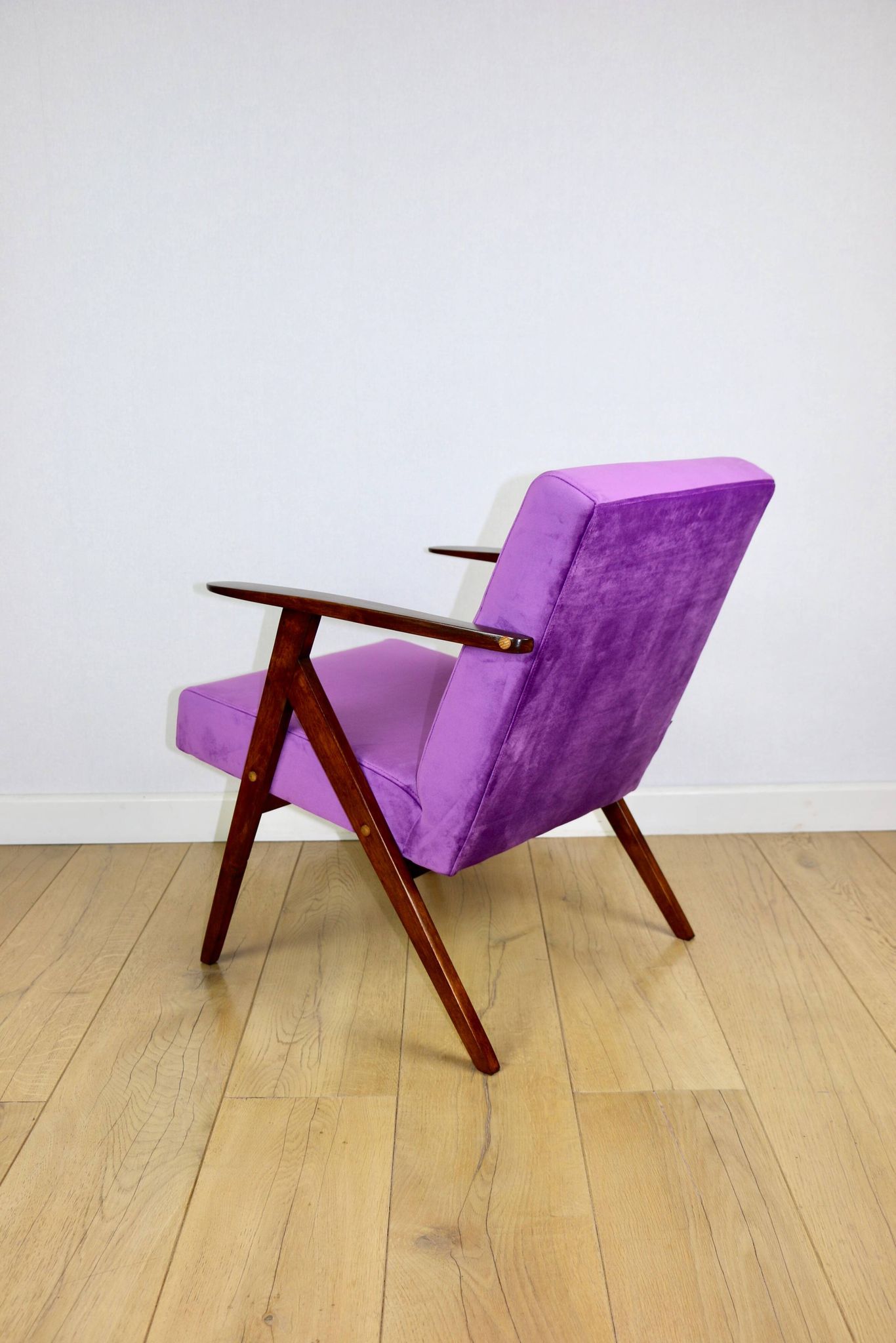 Vintage armchair like VAR purple velvet - 2 pieces available
