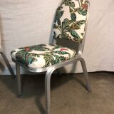 Aluminum chairs covered with Yasmine All overdose multicolor fabric Maison Thevenon arma Burgess