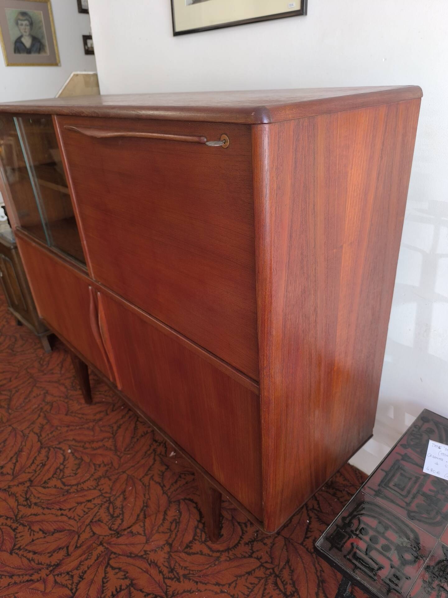 Petit buffet scandinave circa 1960