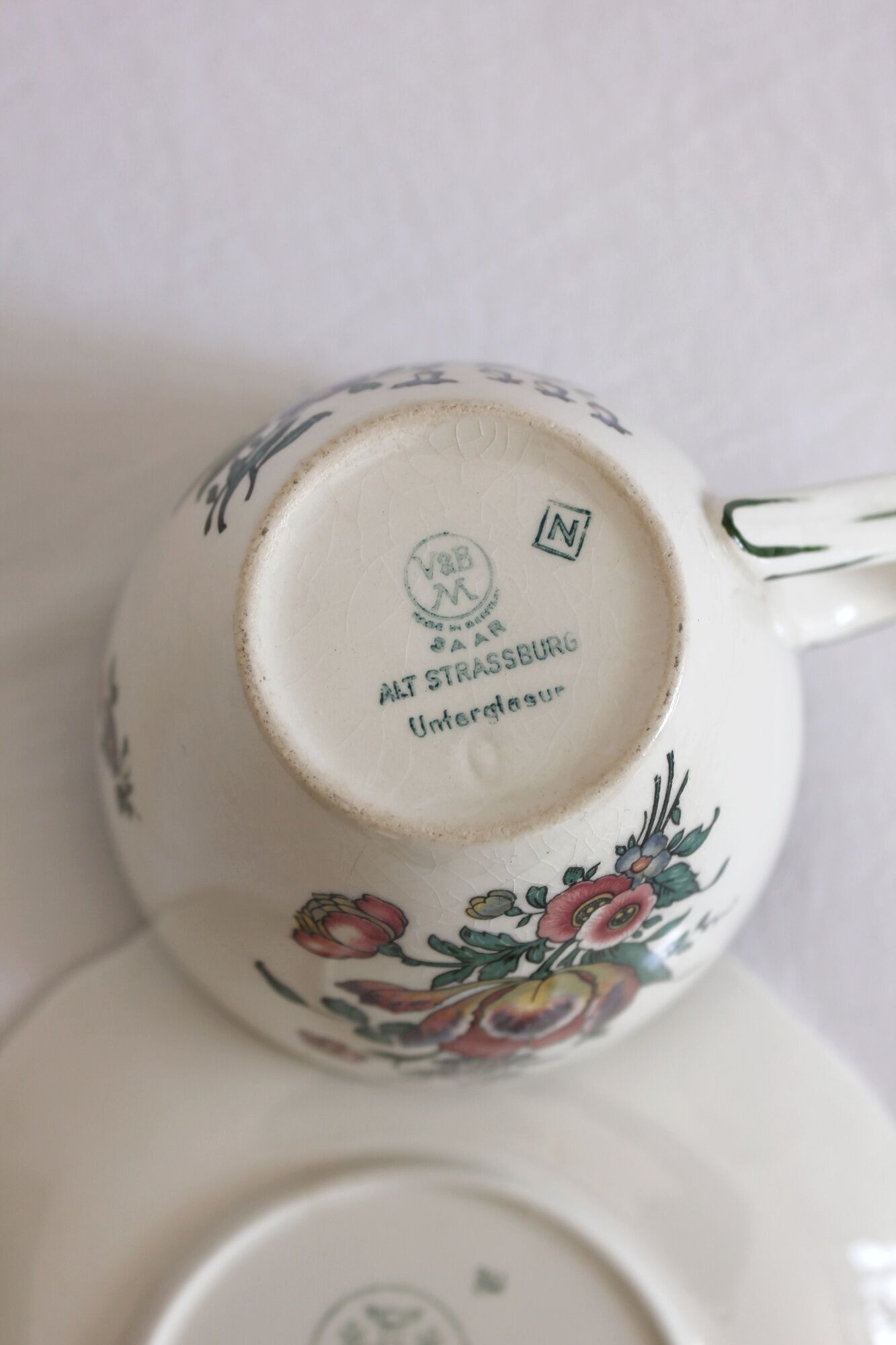 Vintage earthenware cup "Alt Strassburg" or "Vieux Strasbourg" Villeroy & Boch