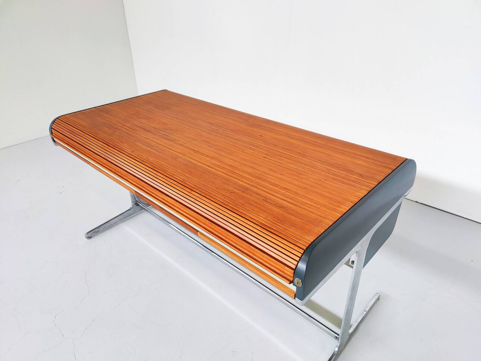 Mid-Century Modern Action Office Desk by George Nelson for Herman Miller, 1960s