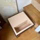 Table basse beige et brune