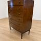 Commode haute en acajou danois vintage des années 1960.