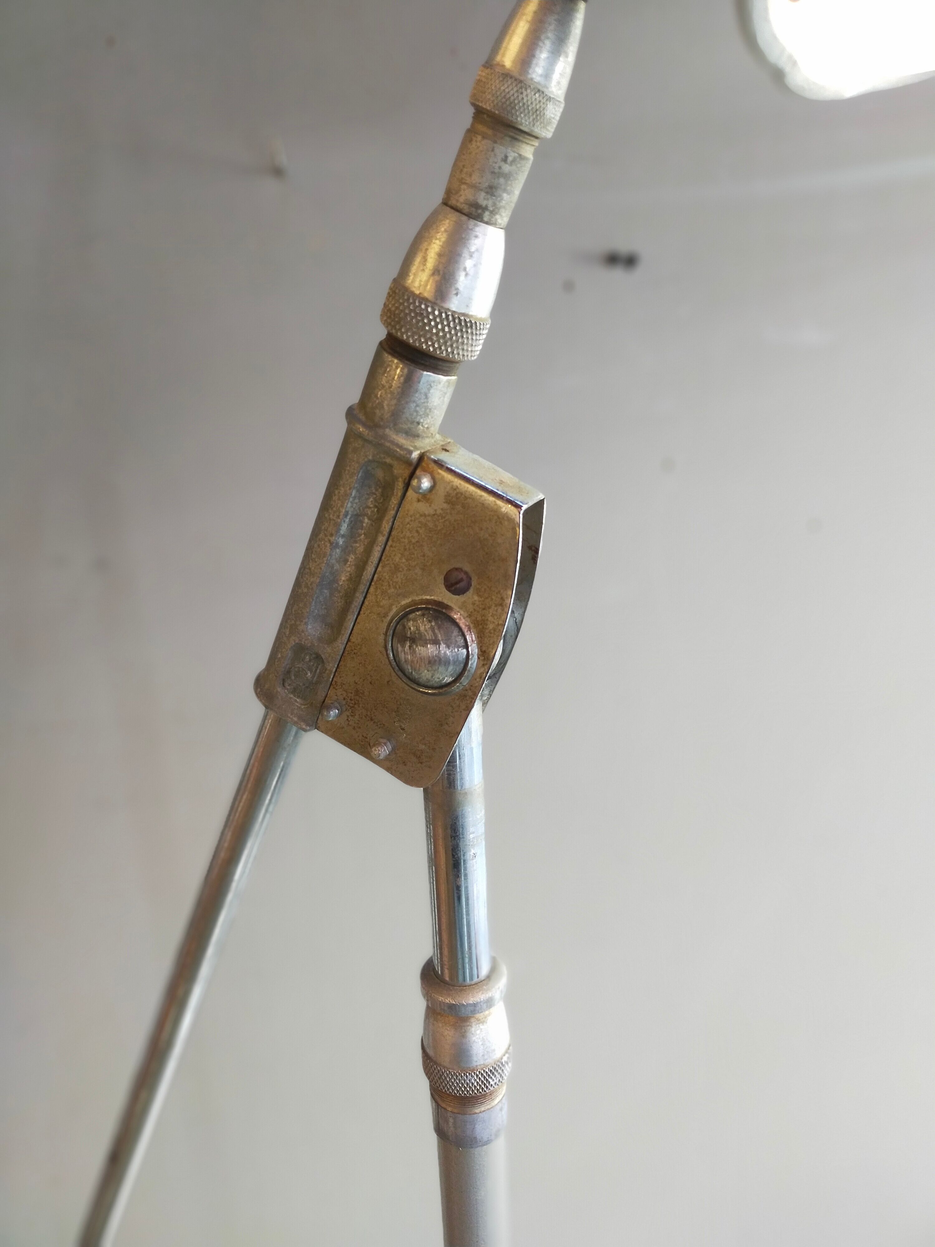 Pendulum floor lamp, model 219s, from the 50s by Ferdinand Solere