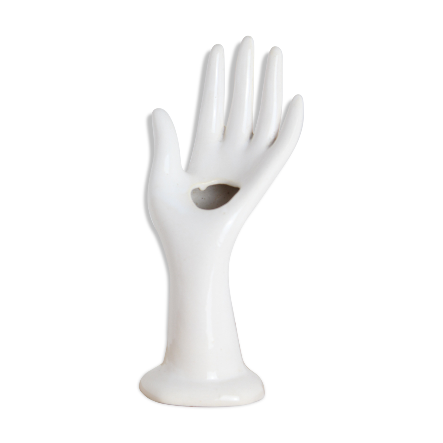 White hand ceramic ring sizer doilies