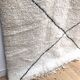Tapis berbère beni ouarain à losanges noirs 273x165cm