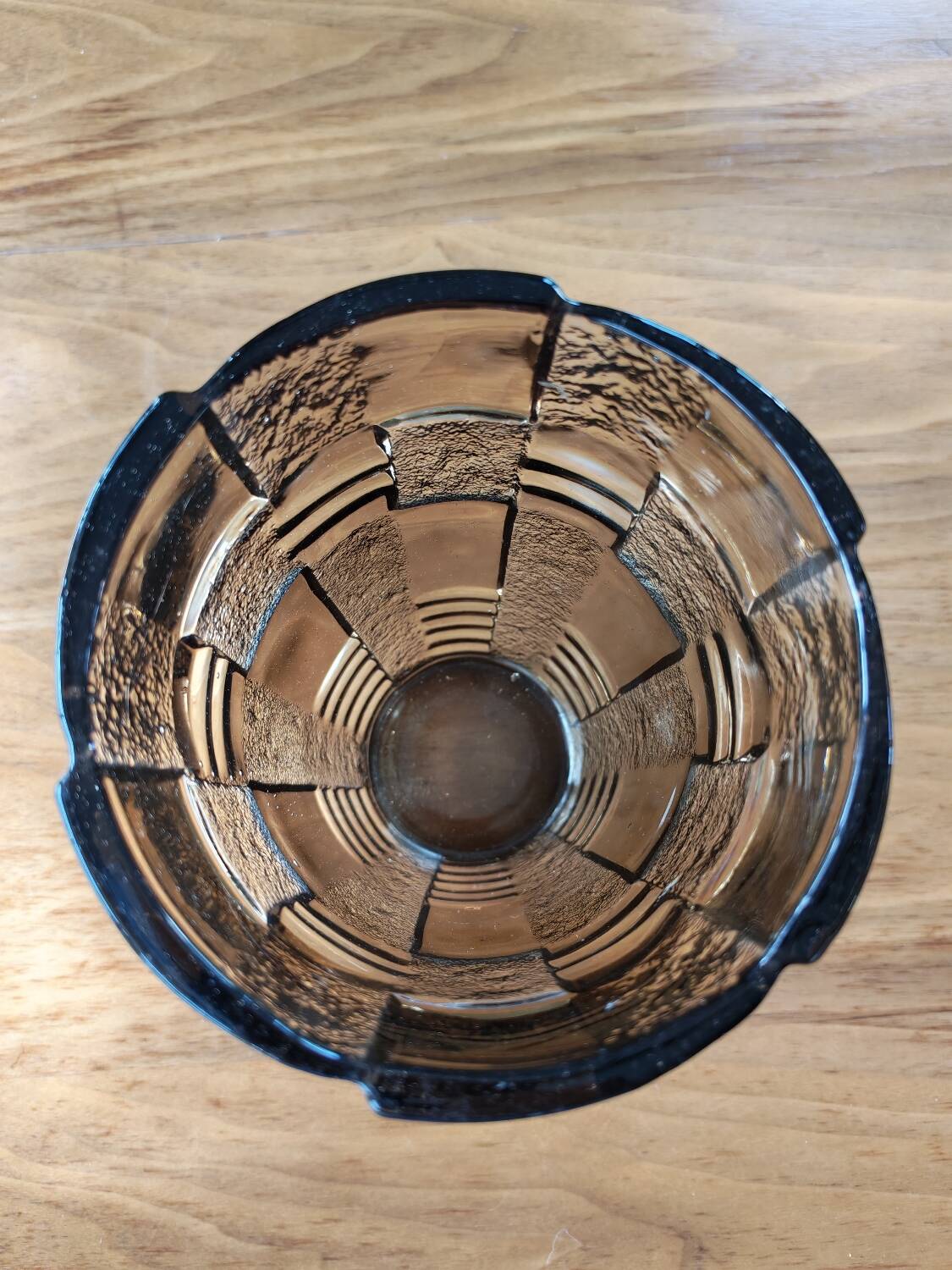 Art Deco vase in brown glass