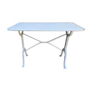 Table de jardin ancienne