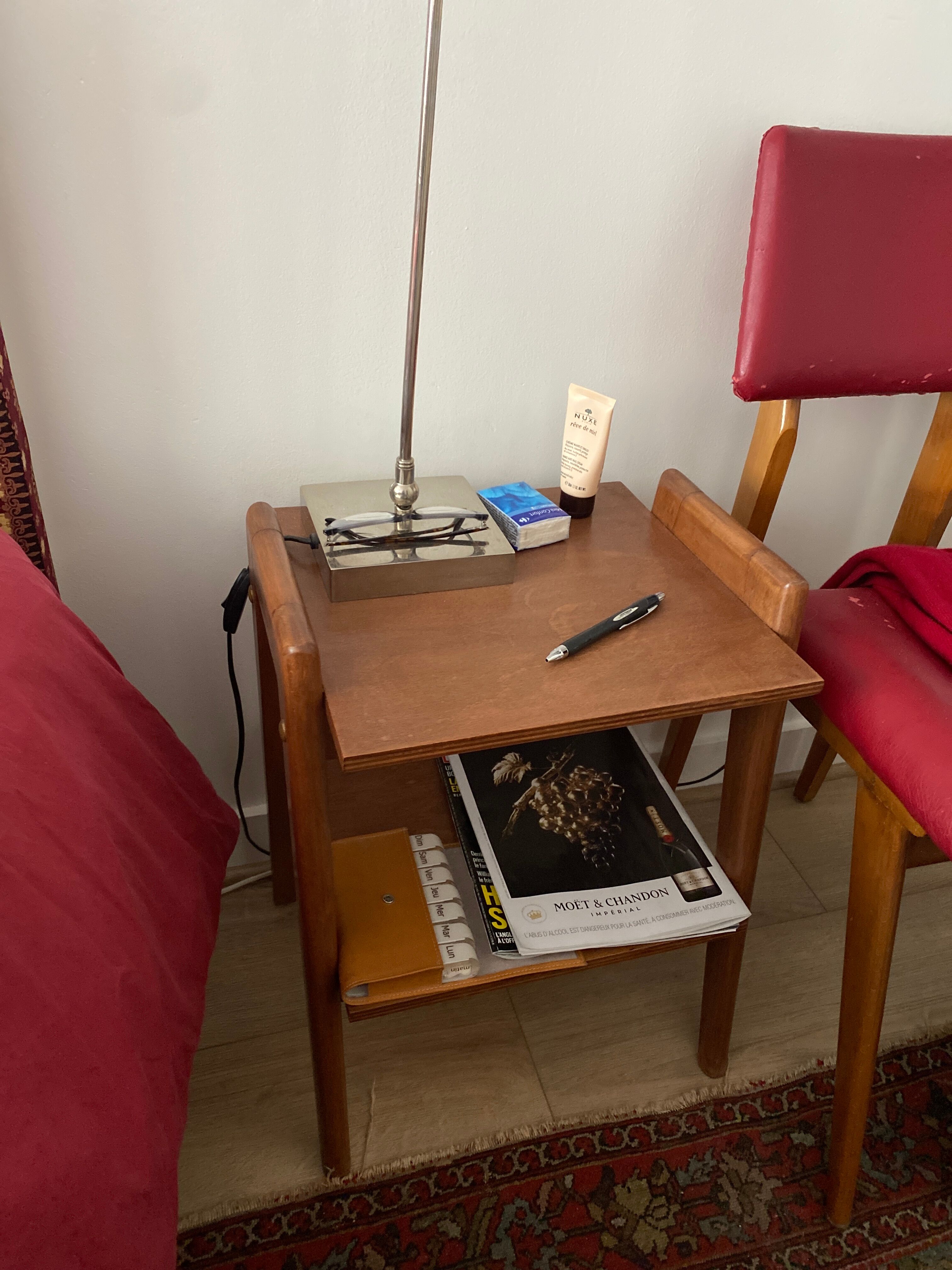 Table de chevet