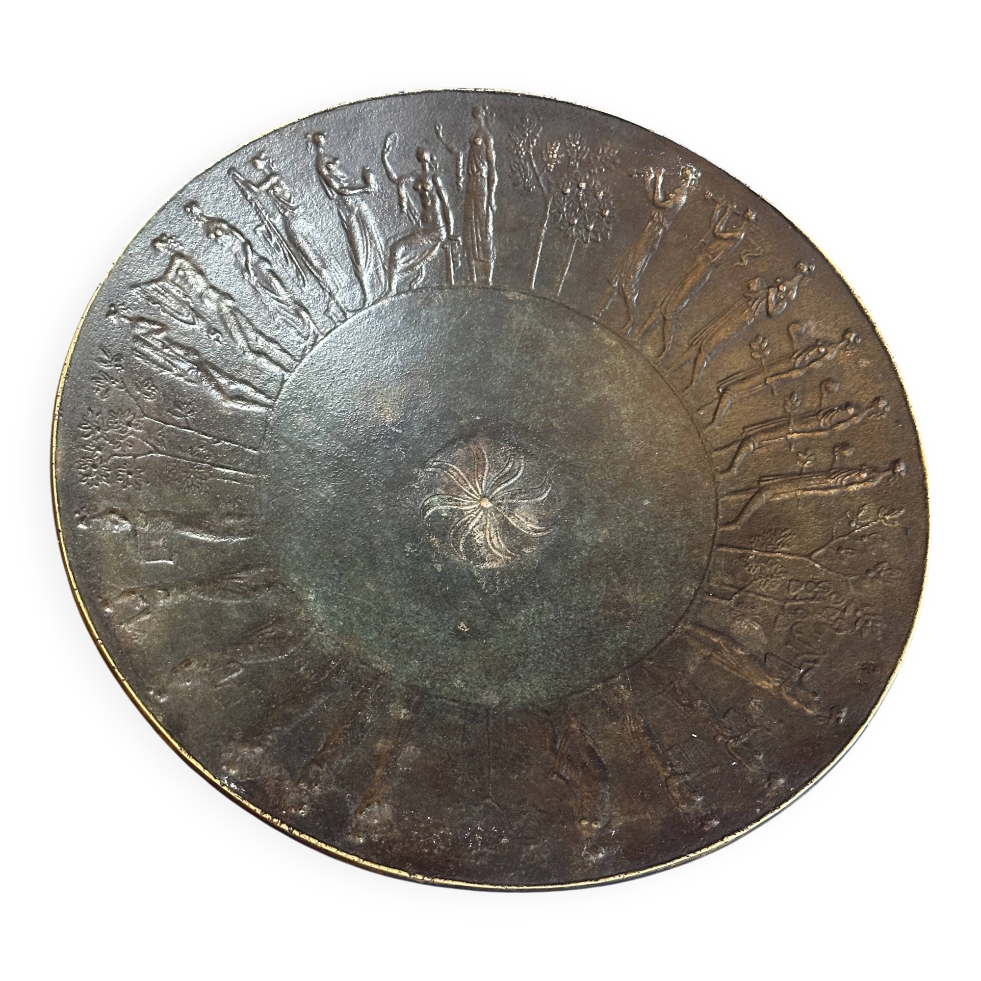Offering dish / Almsgiving dish in solid bronze