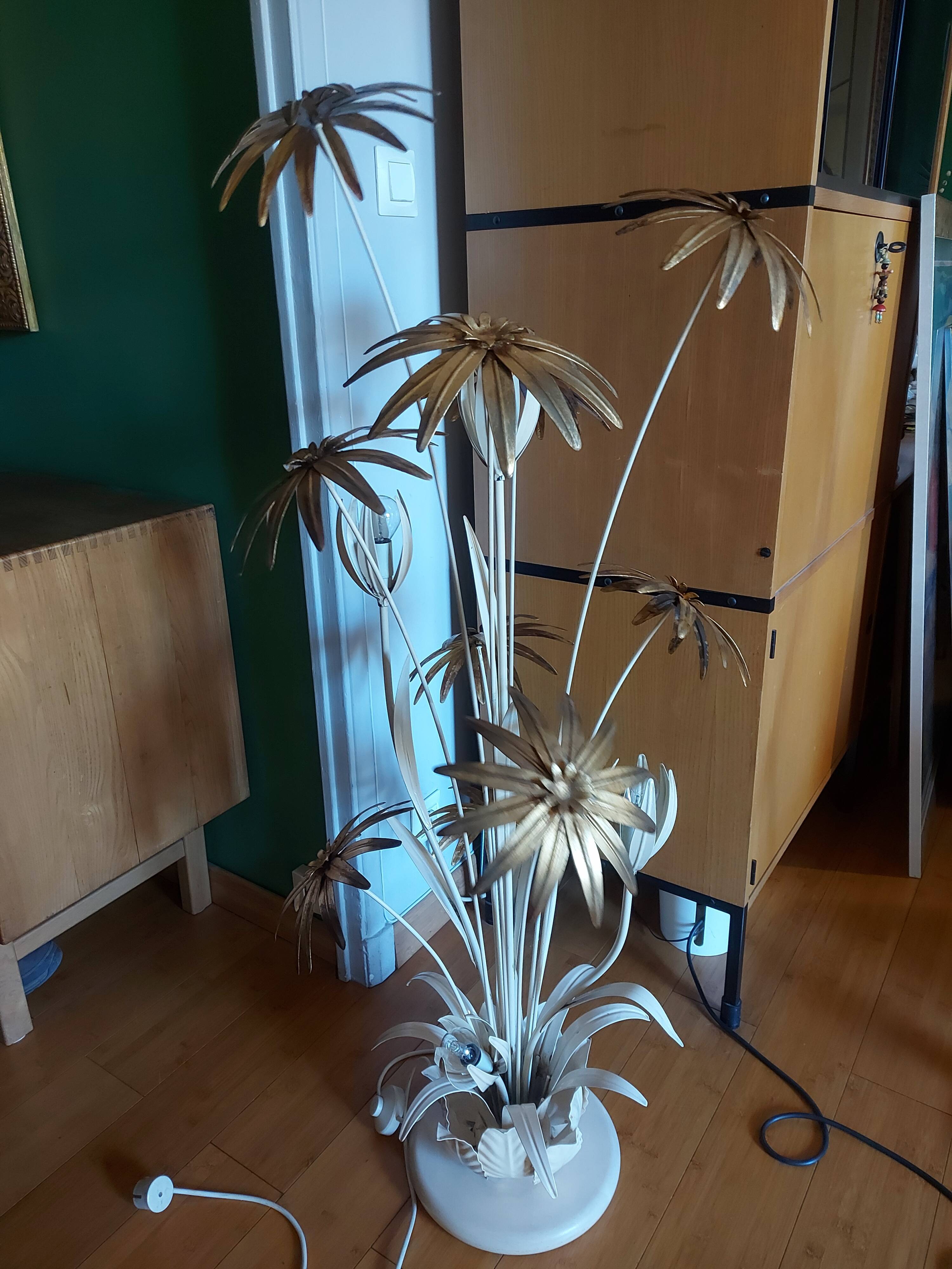 Flower floor lamp design 70'S , Hans Kögl