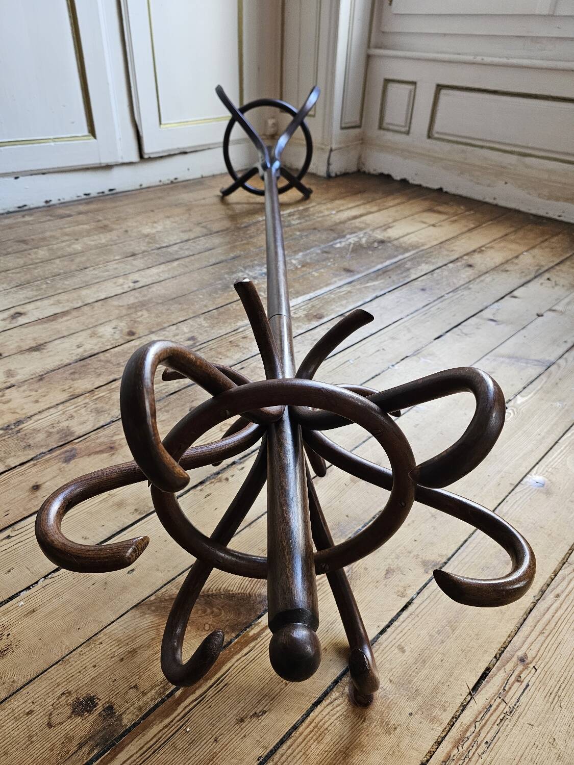 Porte-manteau bois courbé