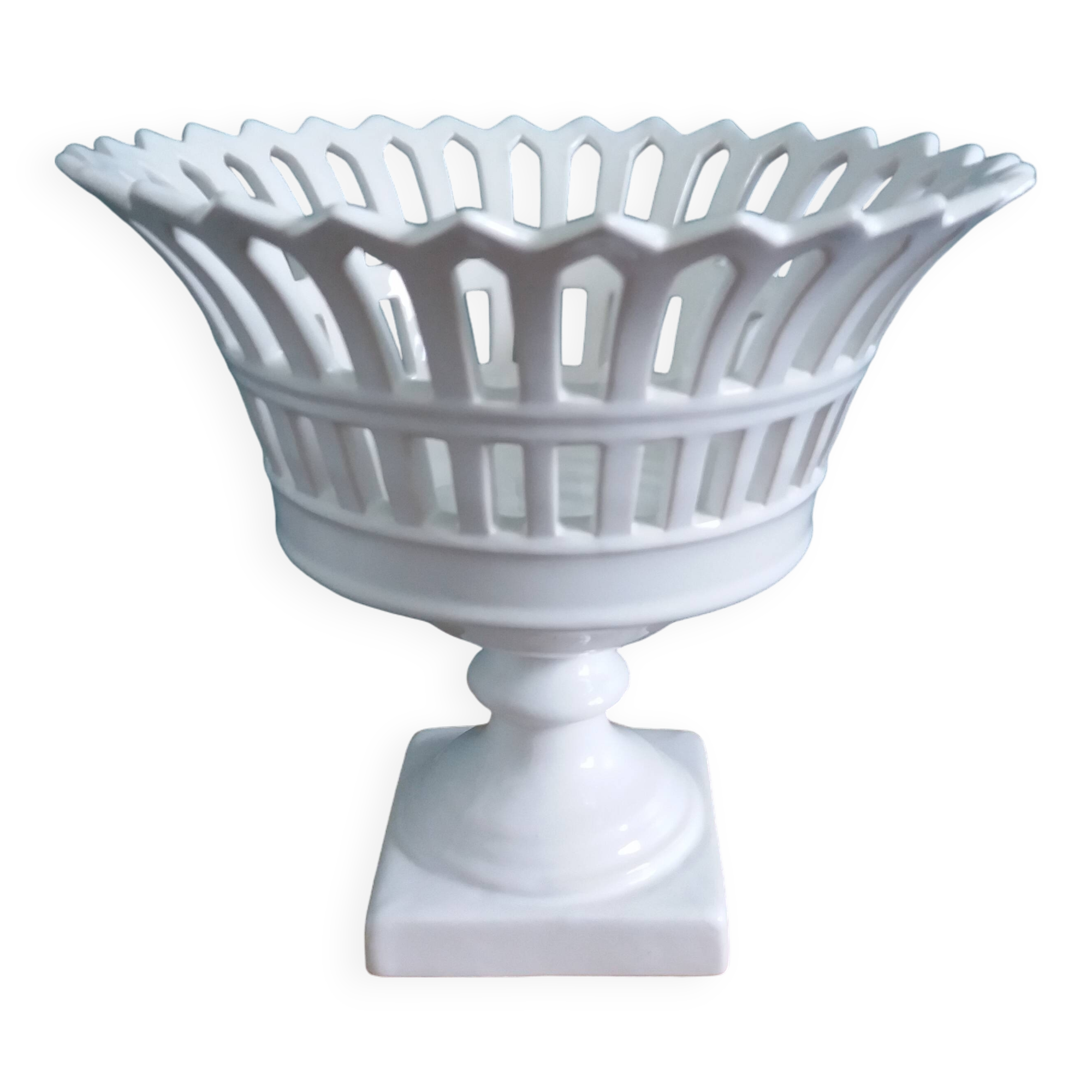 Malicorne Bourg-Joly openwork fruit bowl signed Moreau