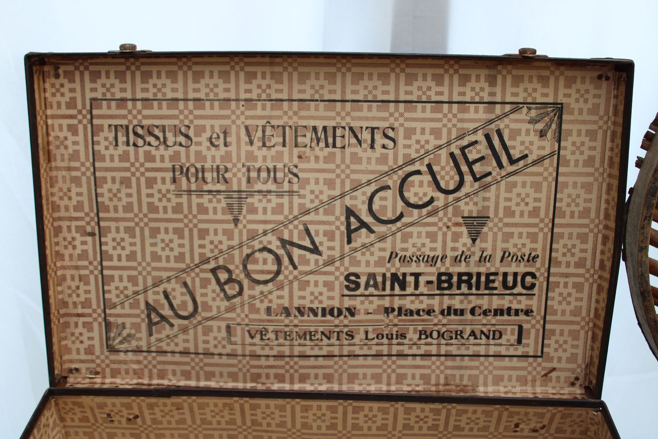 Old suitcase