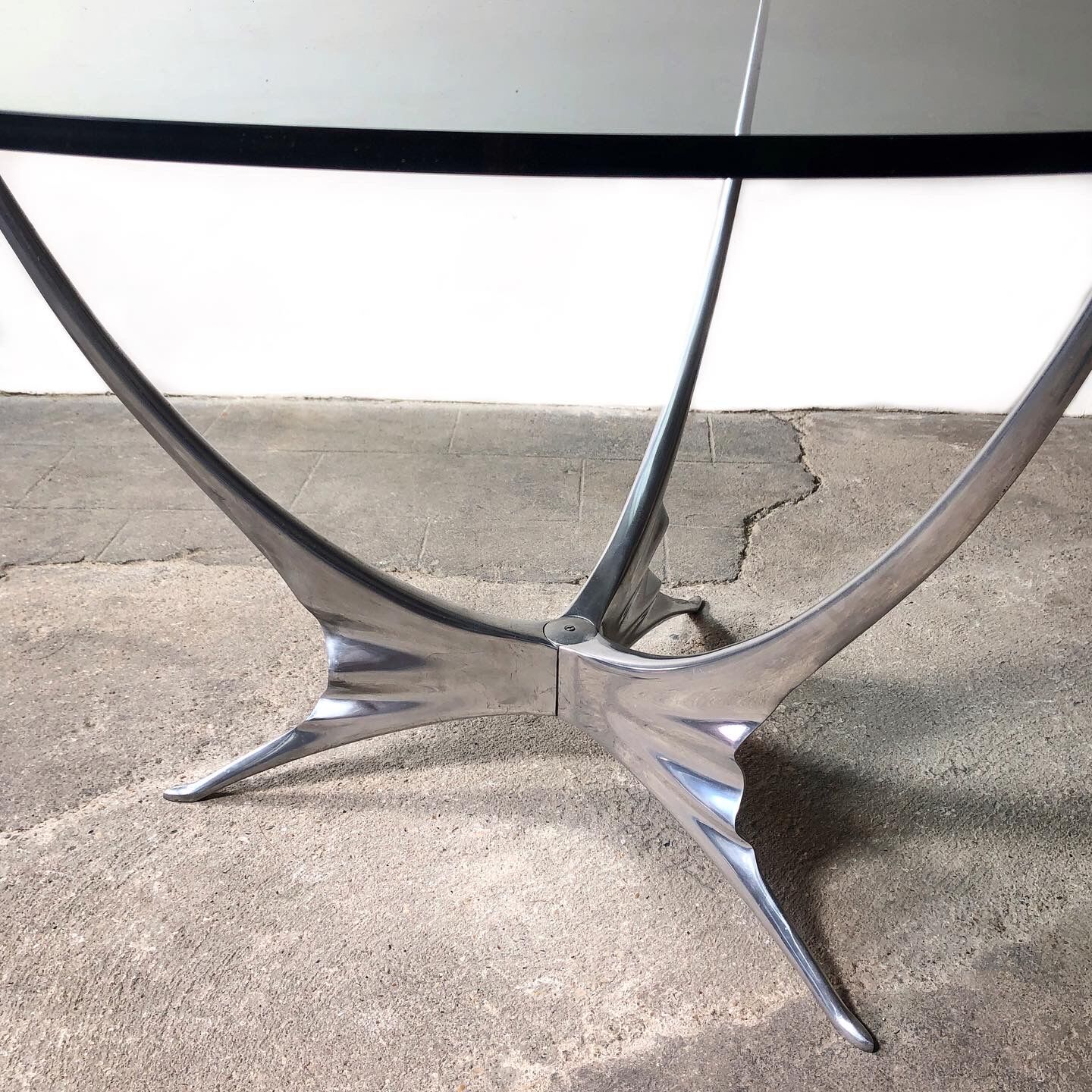 Errance Roundtable by Bernard Dequet, 1970