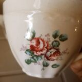 Set of 4 earthenware chocolate cups