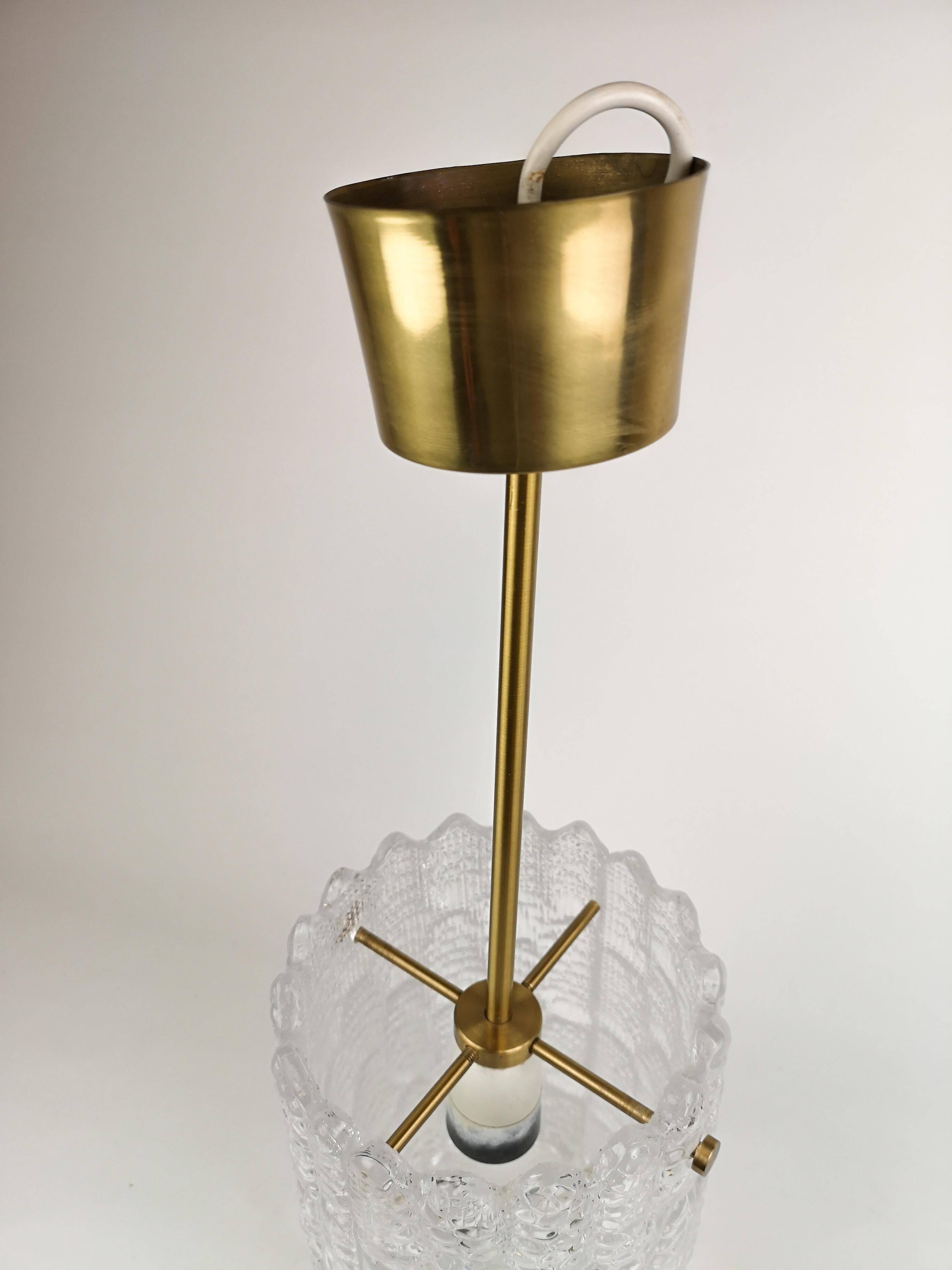 Suspended cylindrical crystal chandelier Mid-Century modern Carl Fagerlund for Orrefors, 1960s