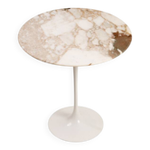 Round "Tulip" side table by Eero Saarinen for Knoll International, circa 1950.