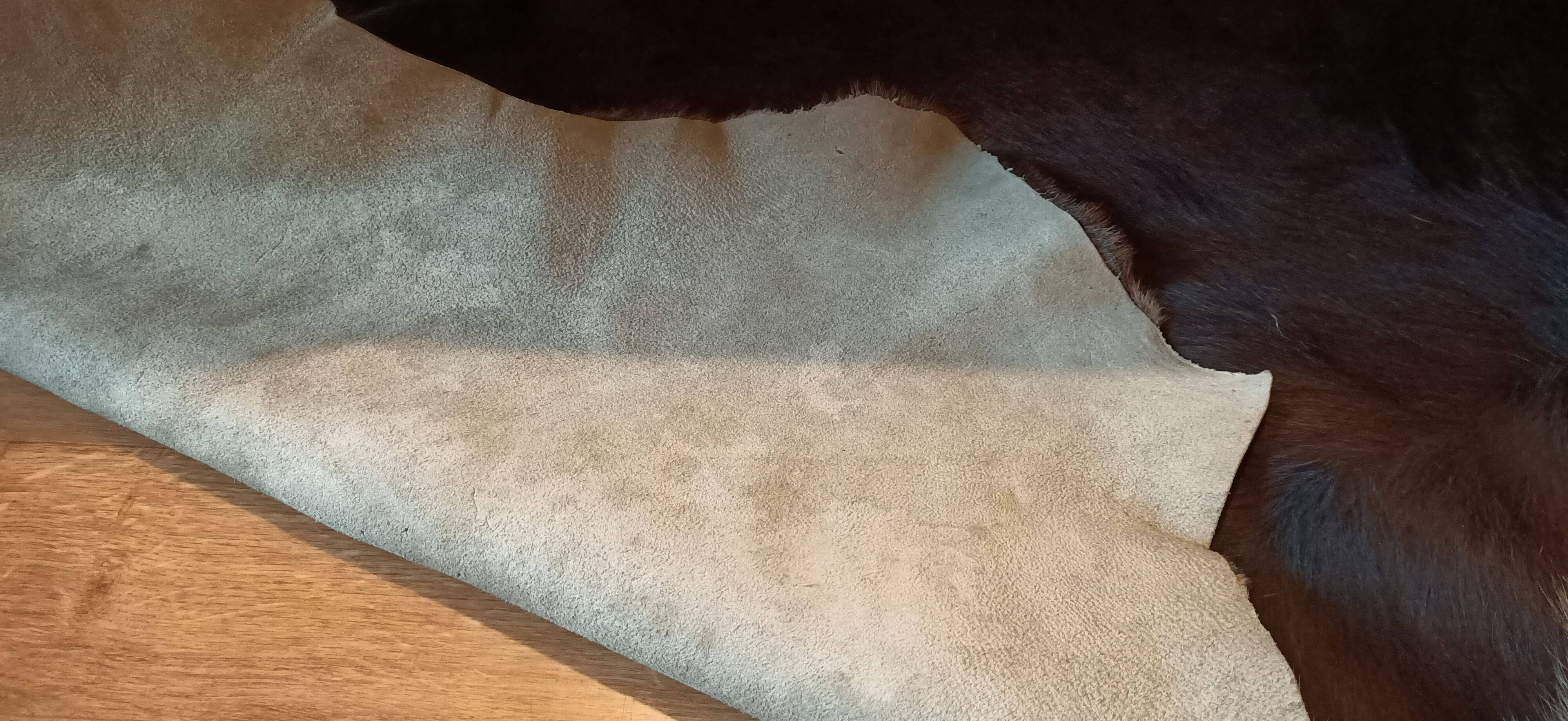 Vintage cow skin carpet, 140 cm x146 cm