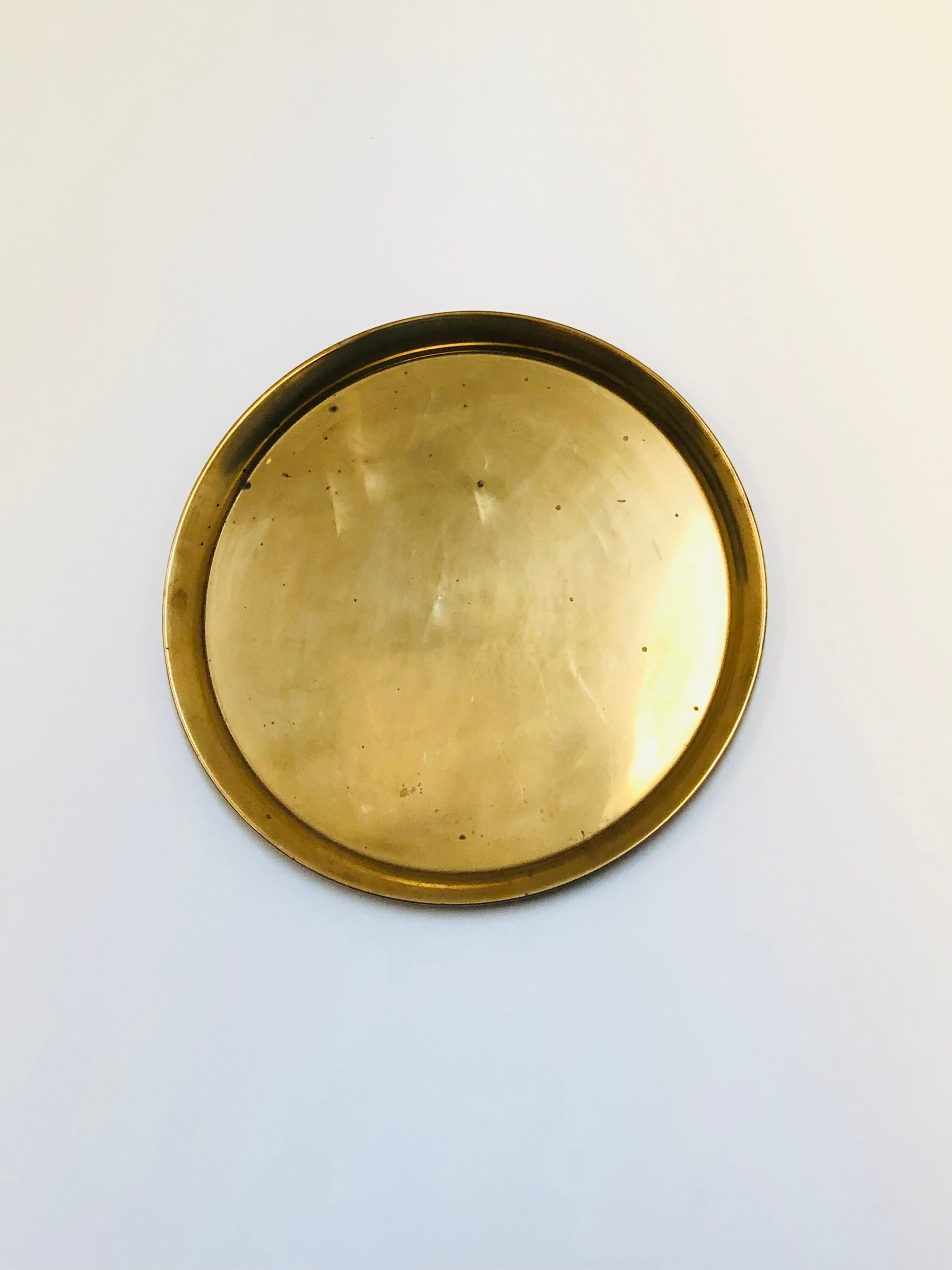 Vintage brass tray D57cm