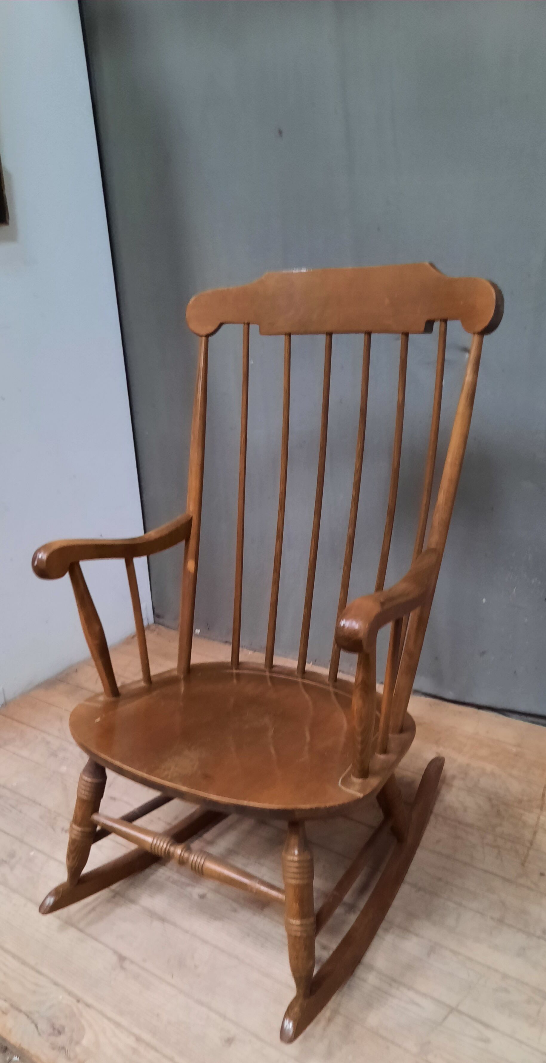 Rocking chair