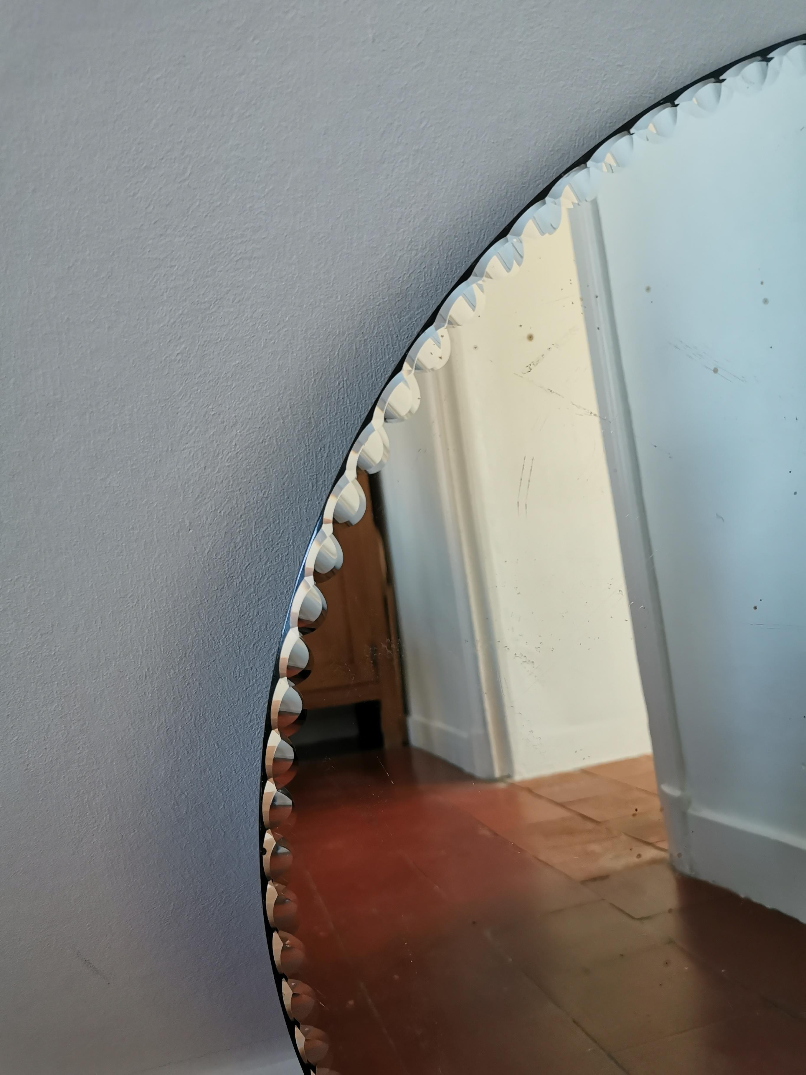 Round beveled mirror 59 cm