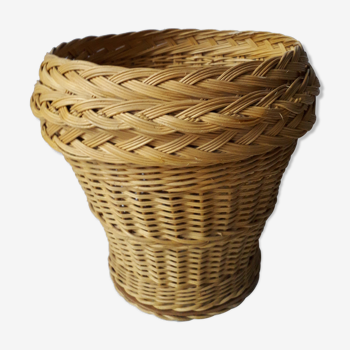 Wicker basket