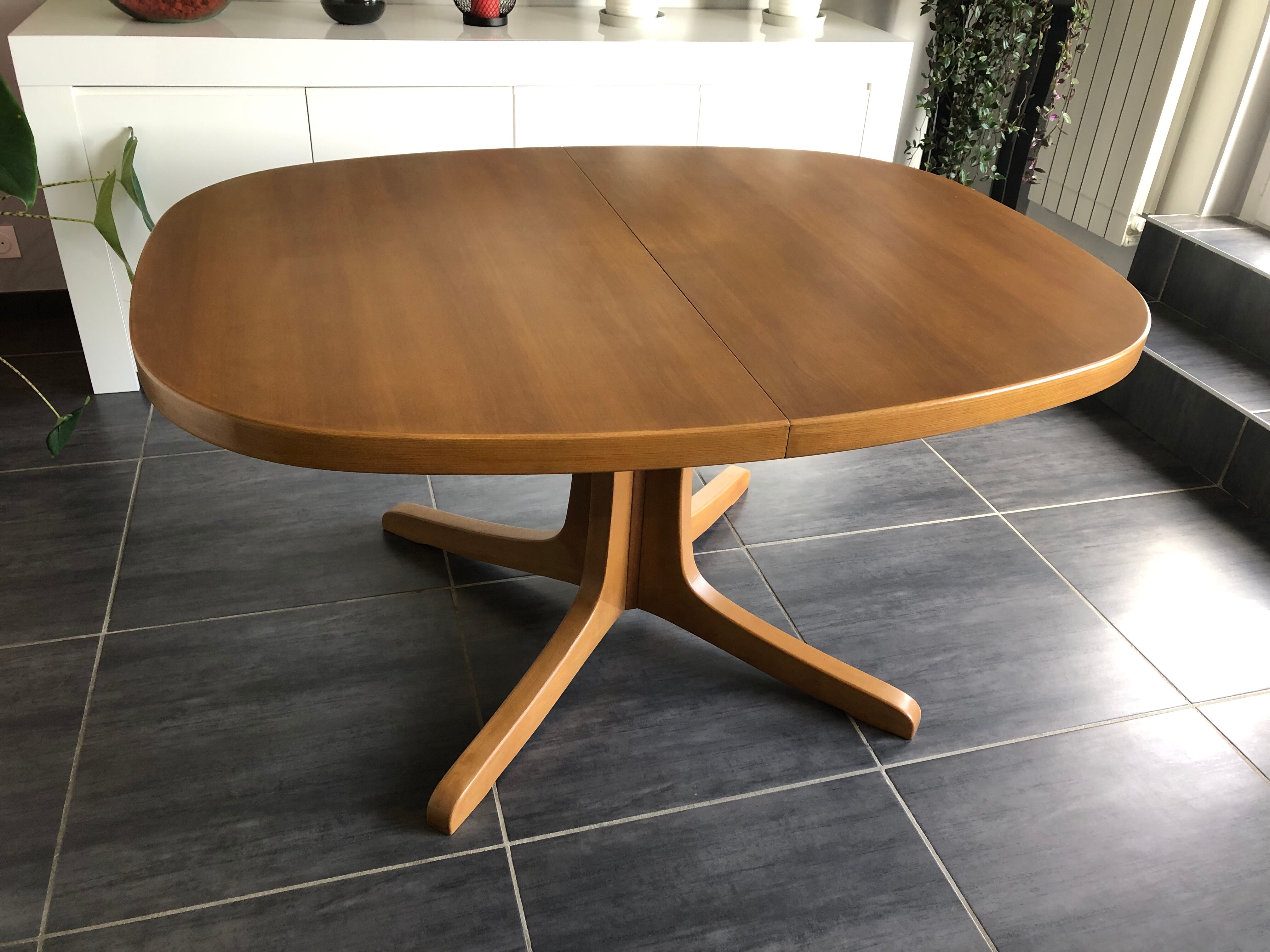 Vintage extendable table Baumann 1970s
