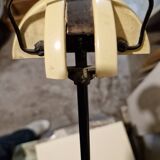 Articulated desk lamp