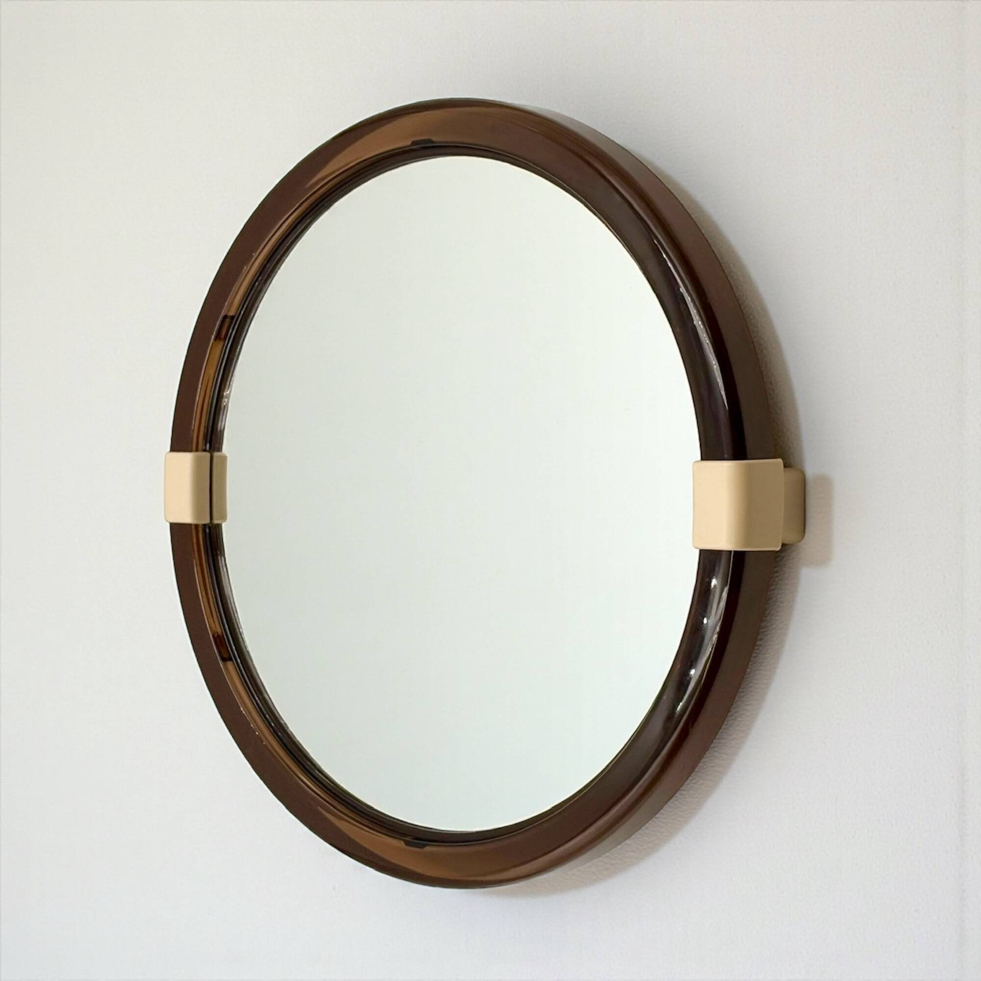 Miroir mural pivotant Space Age en plastique fumé, France années 70