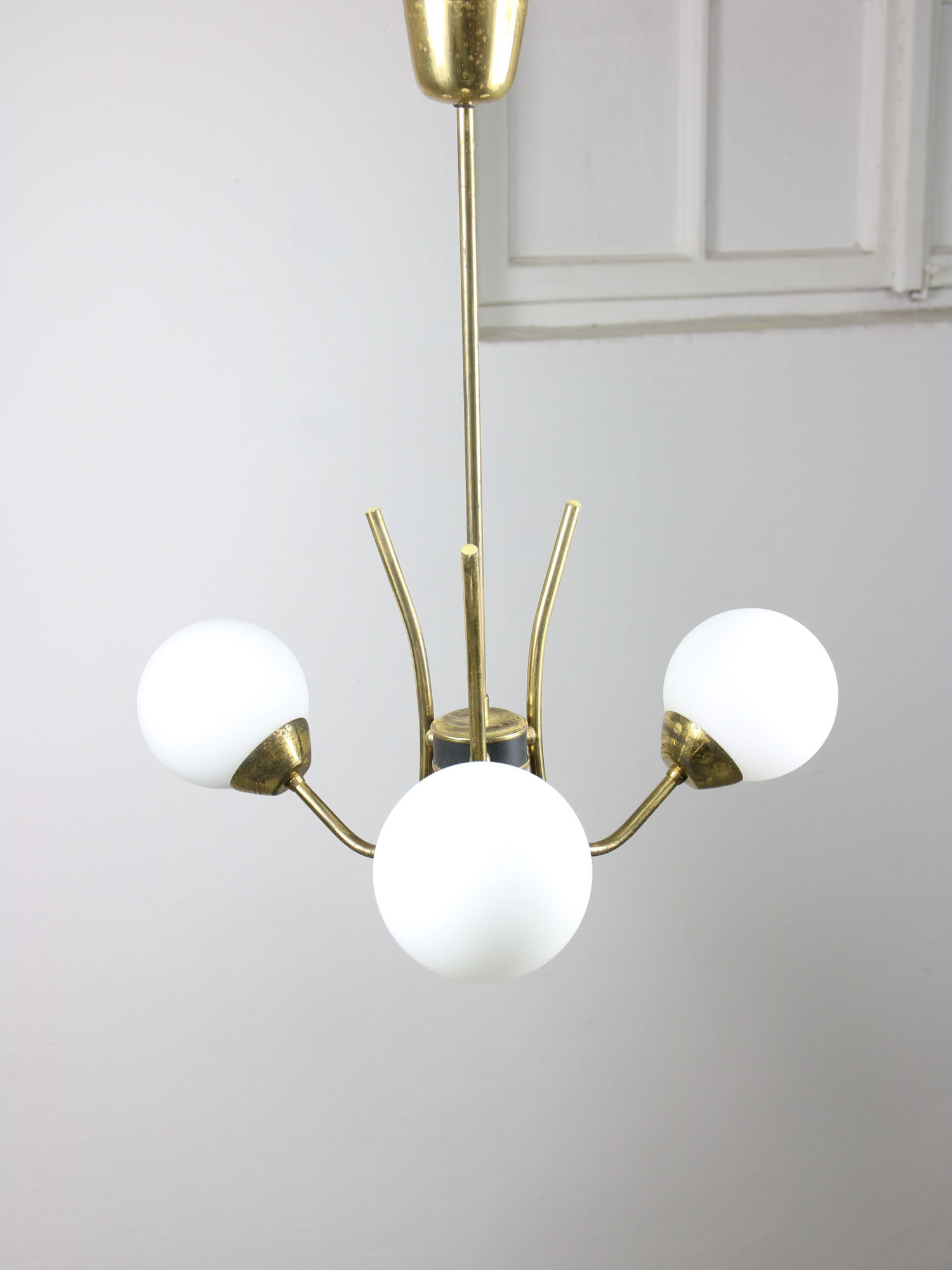 Italian Mid-century Brass and Opaline Glass Chandelier