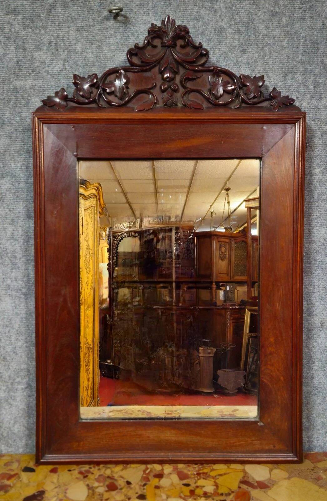 19th-century carved mahogany mirror – Leaf decoration – Napoleonic III period