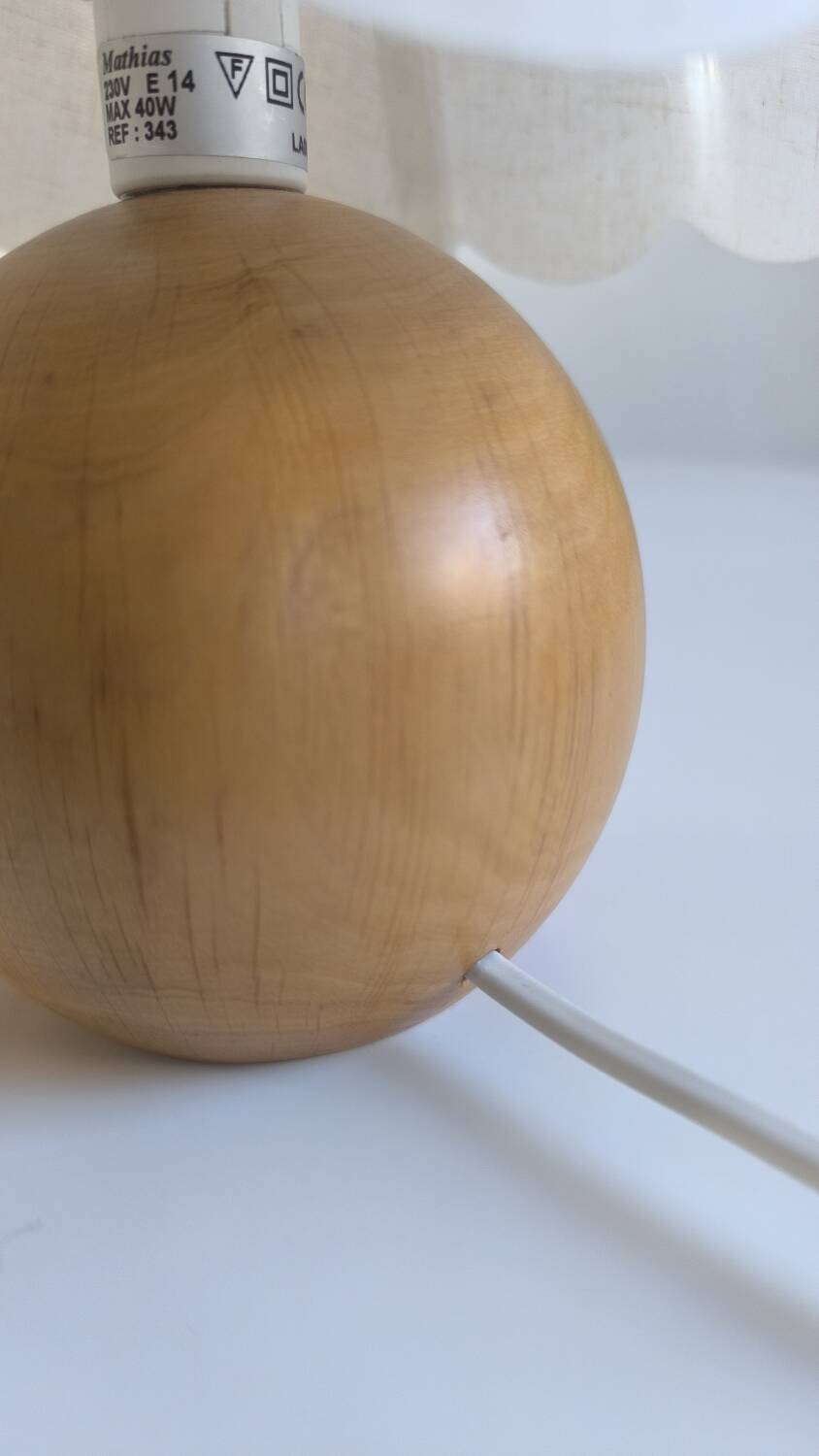Wooden ball lamp
