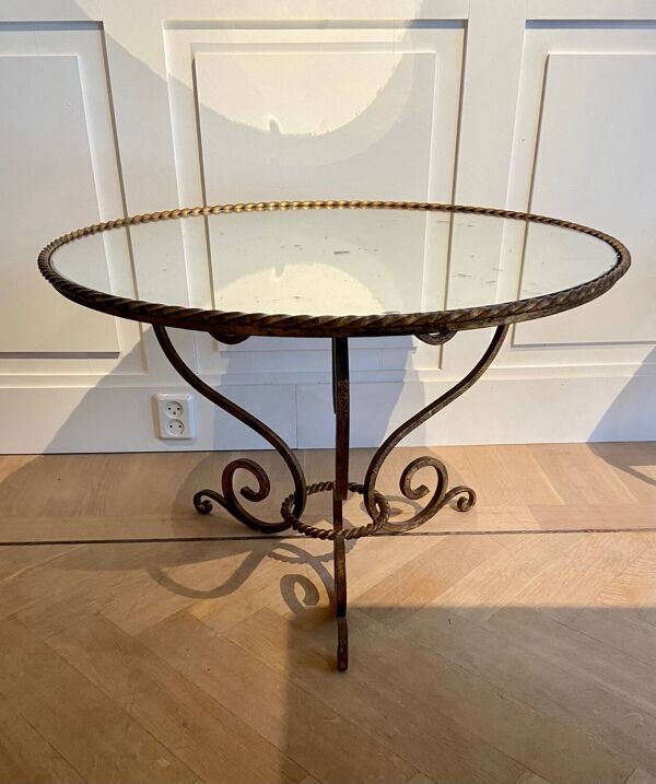 Table basse dorée avec plateau en miroir ancien