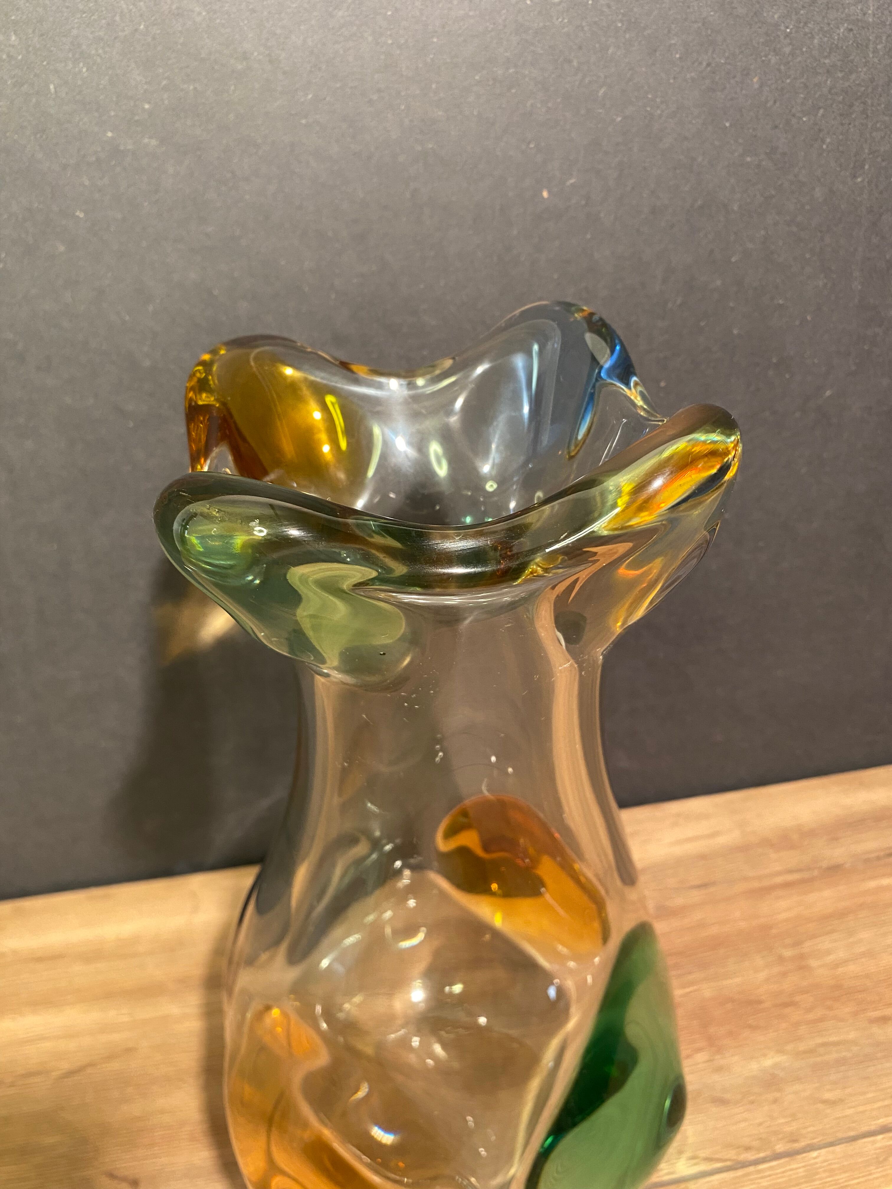 Harlequin vase in crystal murano venice.