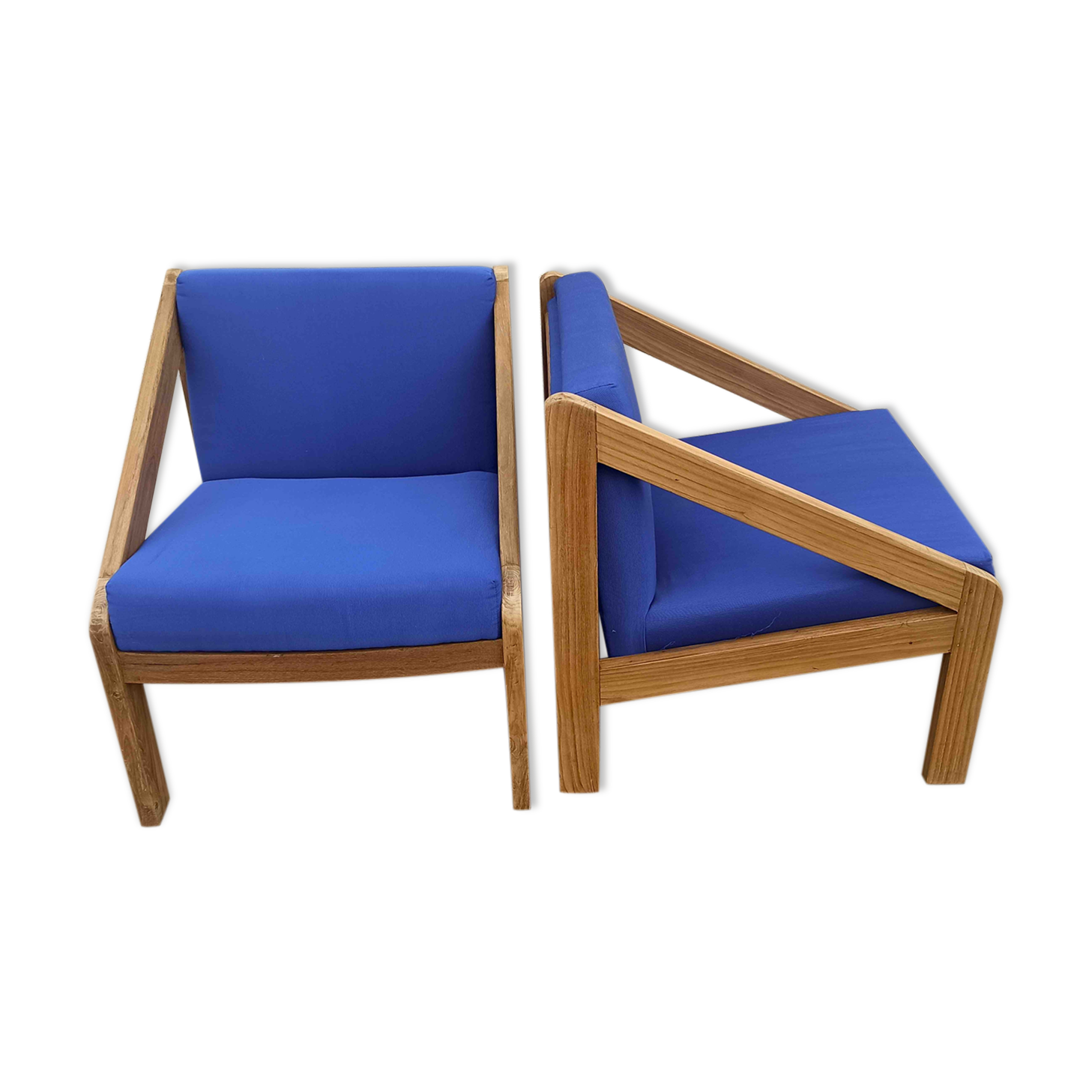 Paire de fauteuils années 70